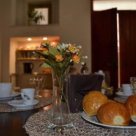 La Luna Nel Cortile Bed & Breakfast Serradifalco